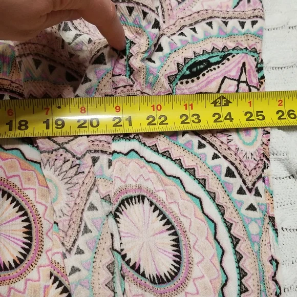 Forever21 Boho Aztec Printed Beach Cover Up - Picture 8 of 10